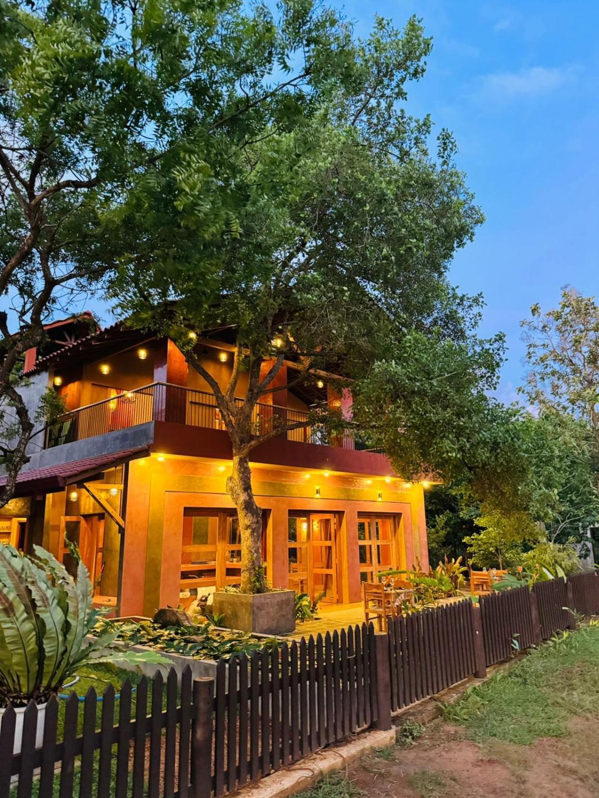 Art Yala Boutique Resort Тисамахарама Екстериор снимка